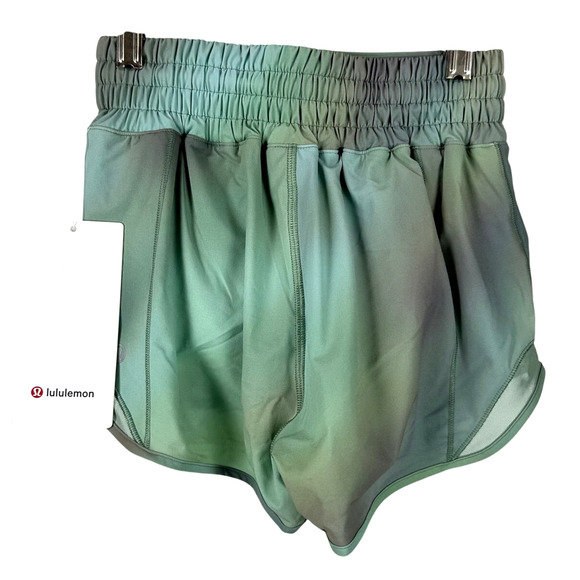 Lululemon Hotty Hot High-Rise Lined Short 2.5" Chroma Drift Green Size 6 NWT - Picture 2 of 12